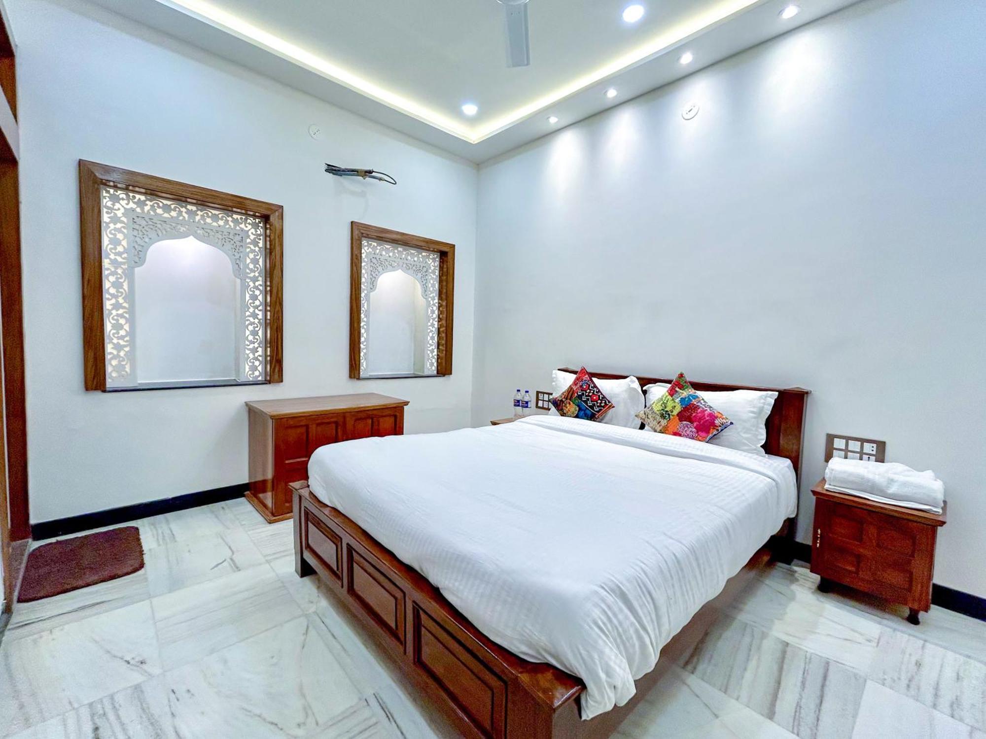 Hotel Vasudev Niwas Jaisalmer Dış mekan fotoğraf